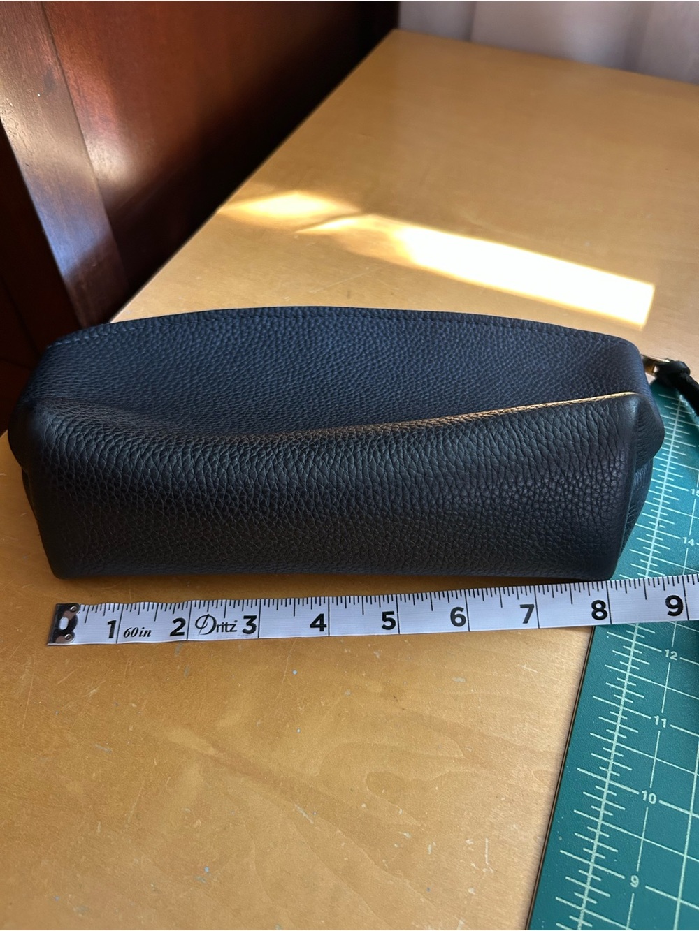NWOT Leather Pouch/ Clutch with contrasting Zipper - Picture 10 of 10
